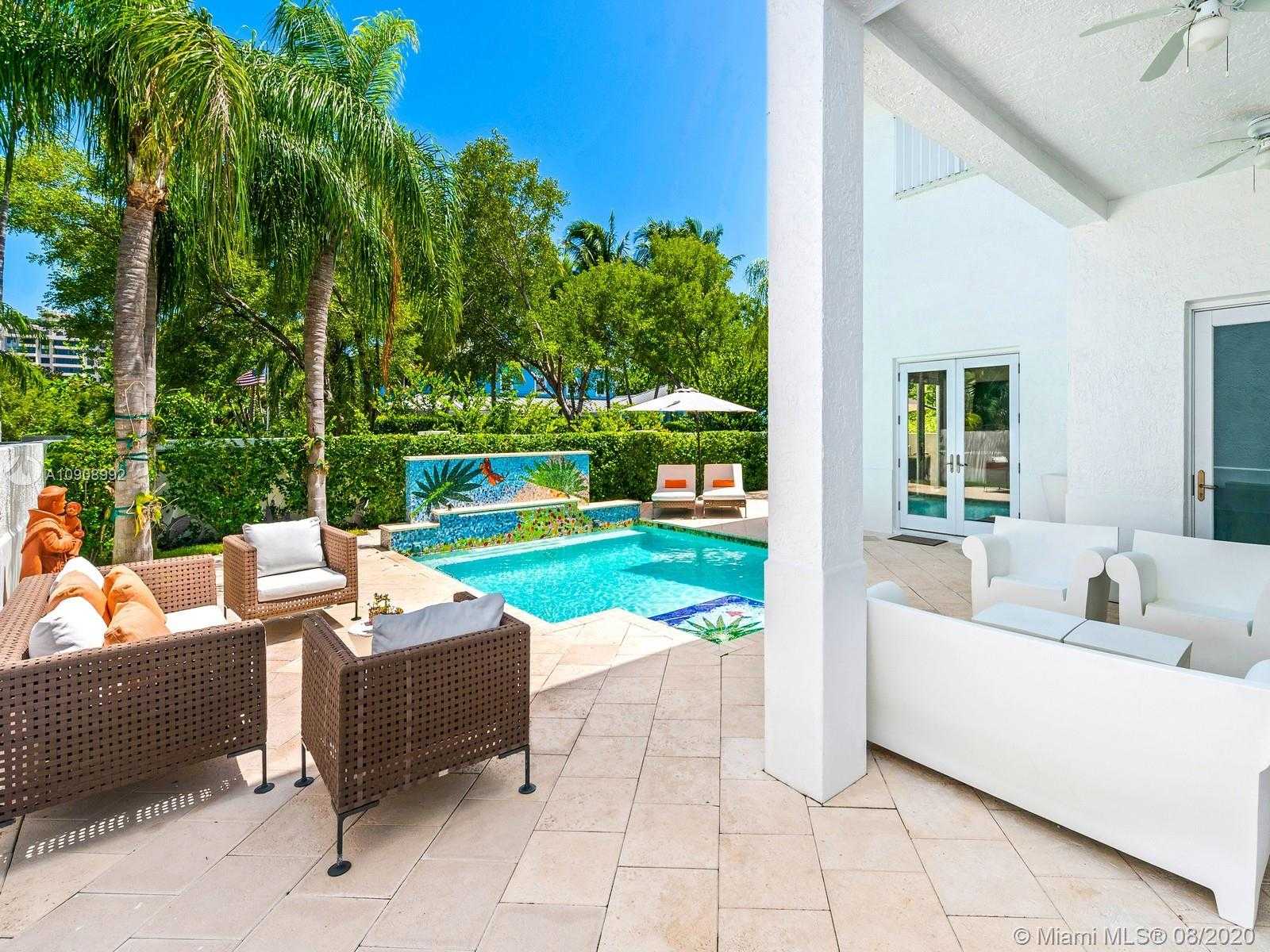 Small Image of 16 TURTLE WALK, Key Biscayne Number 39