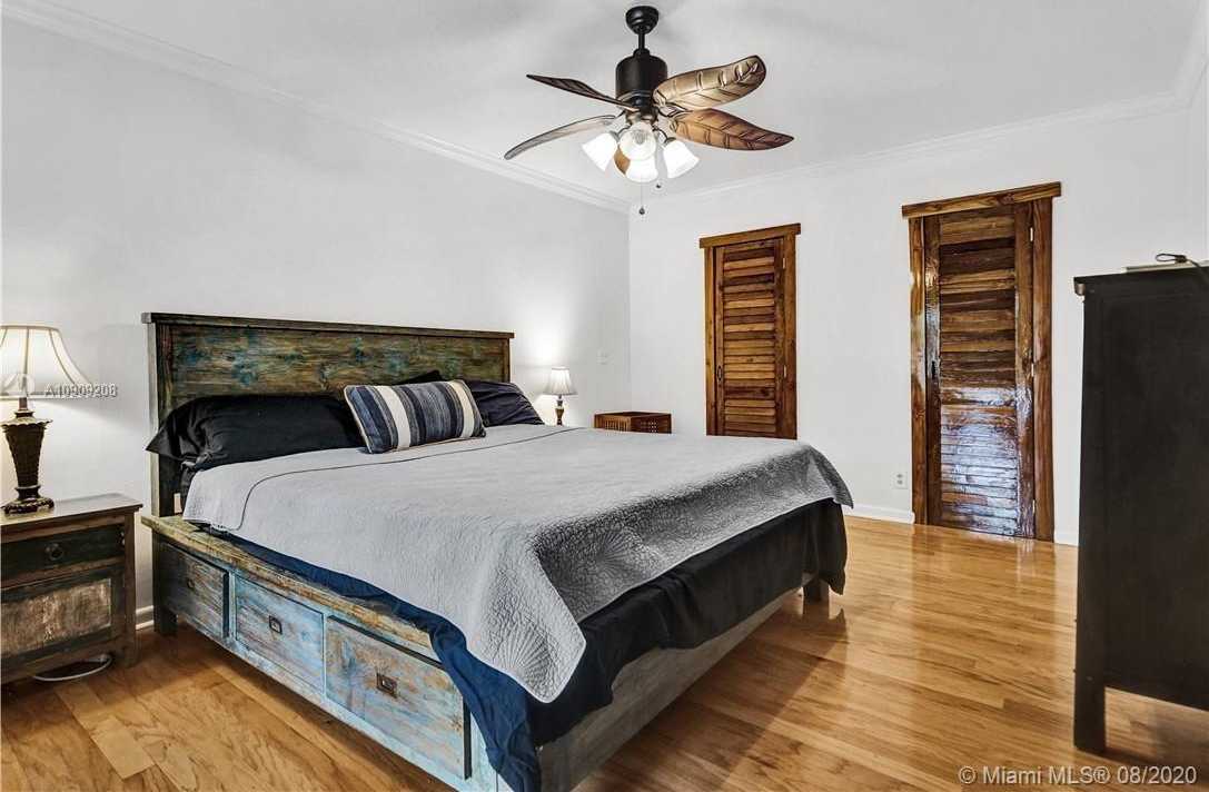 Small Image of 2509 NORTH EAST 35TH DR, Fort Lauderdale Number 12