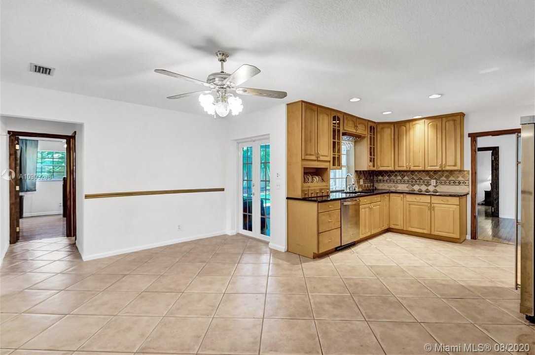 Small Image of 2509 NORTH EAST 35TH DR, Fort Lauderdale Number 6