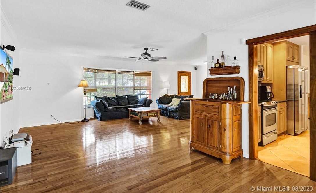 Small Image of 2509 NORTH EAST 35TH DR, Fort Lauderdale Number 9