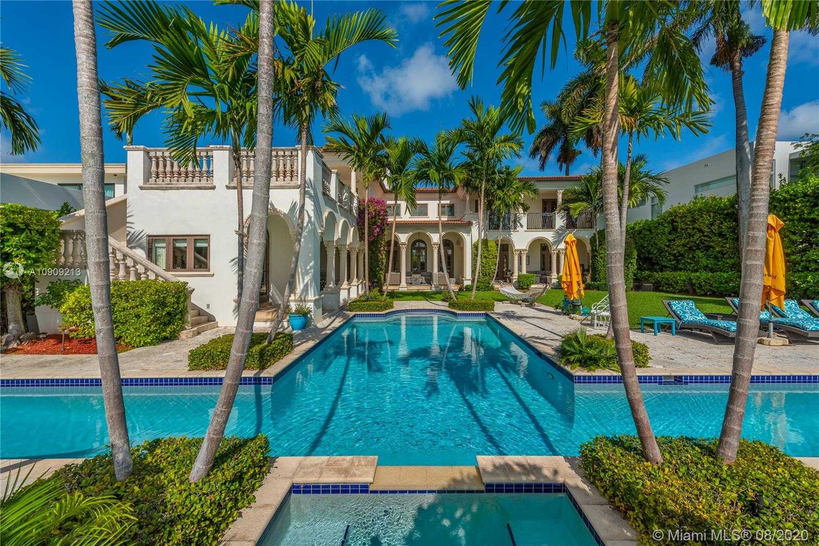 Small Image of 9440 WEST BROADVIEW DR, Bay Harbor Islands Number 10
