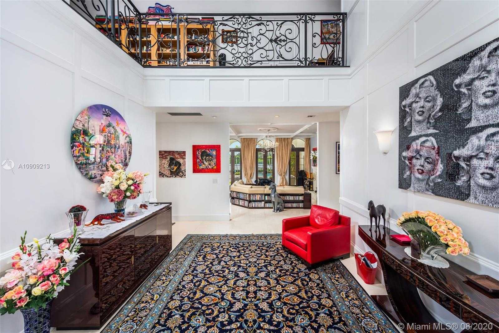 Small Image of 9440 WEST BROADVIEW DR, Bay Harbor Islands Number 17