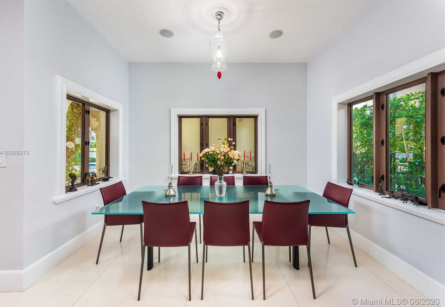 Small Image of 9440 WEST BROADVIEW DR, Bay Harbor Islands Number 34