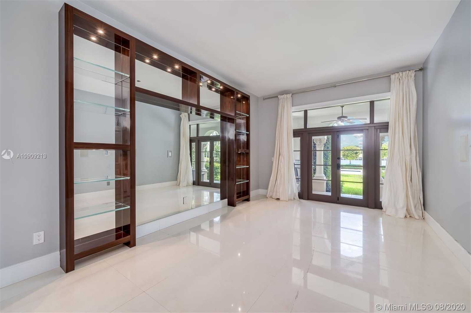 Small Image of 9440 WEST BROADVIEW DR, Bay Harbor Islands Number 43
