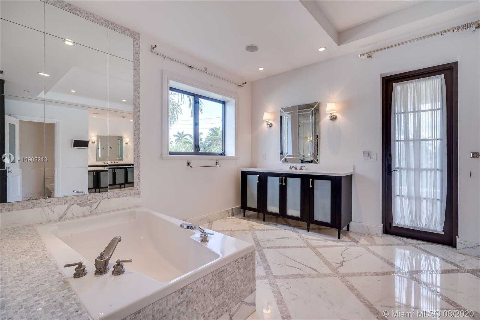 Small Image of 9440 WEST BROADVIEW DR, Bay Harbor Islands Number 59