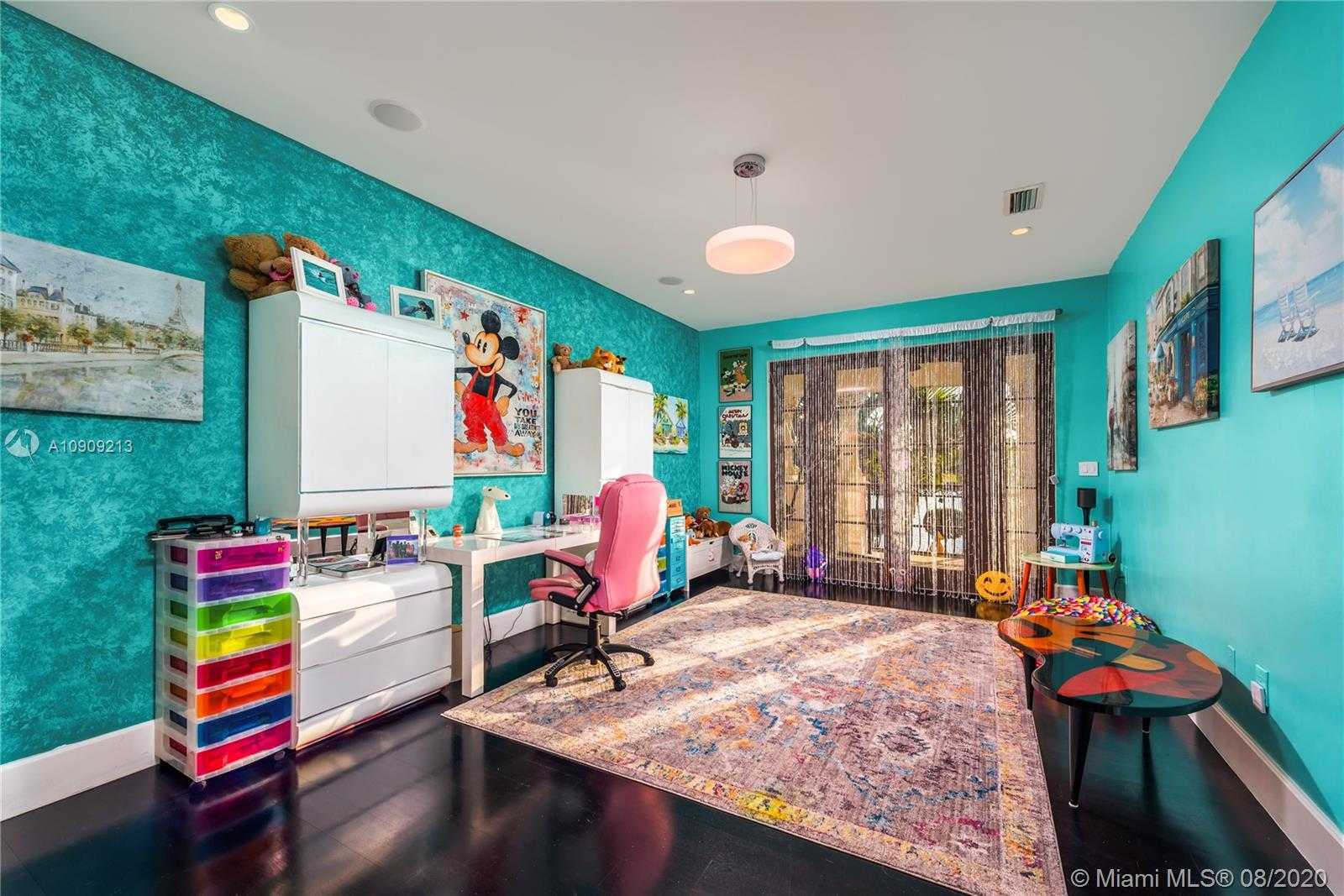 Small Image of 9440 WEST BROADVIEW DR, Bay Harbor Islands Number 64
