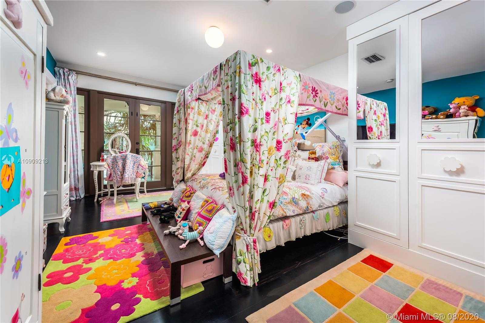 Small Image of 9440 WEST BROADVIEW DR, Bay Harbor Islands Number 69