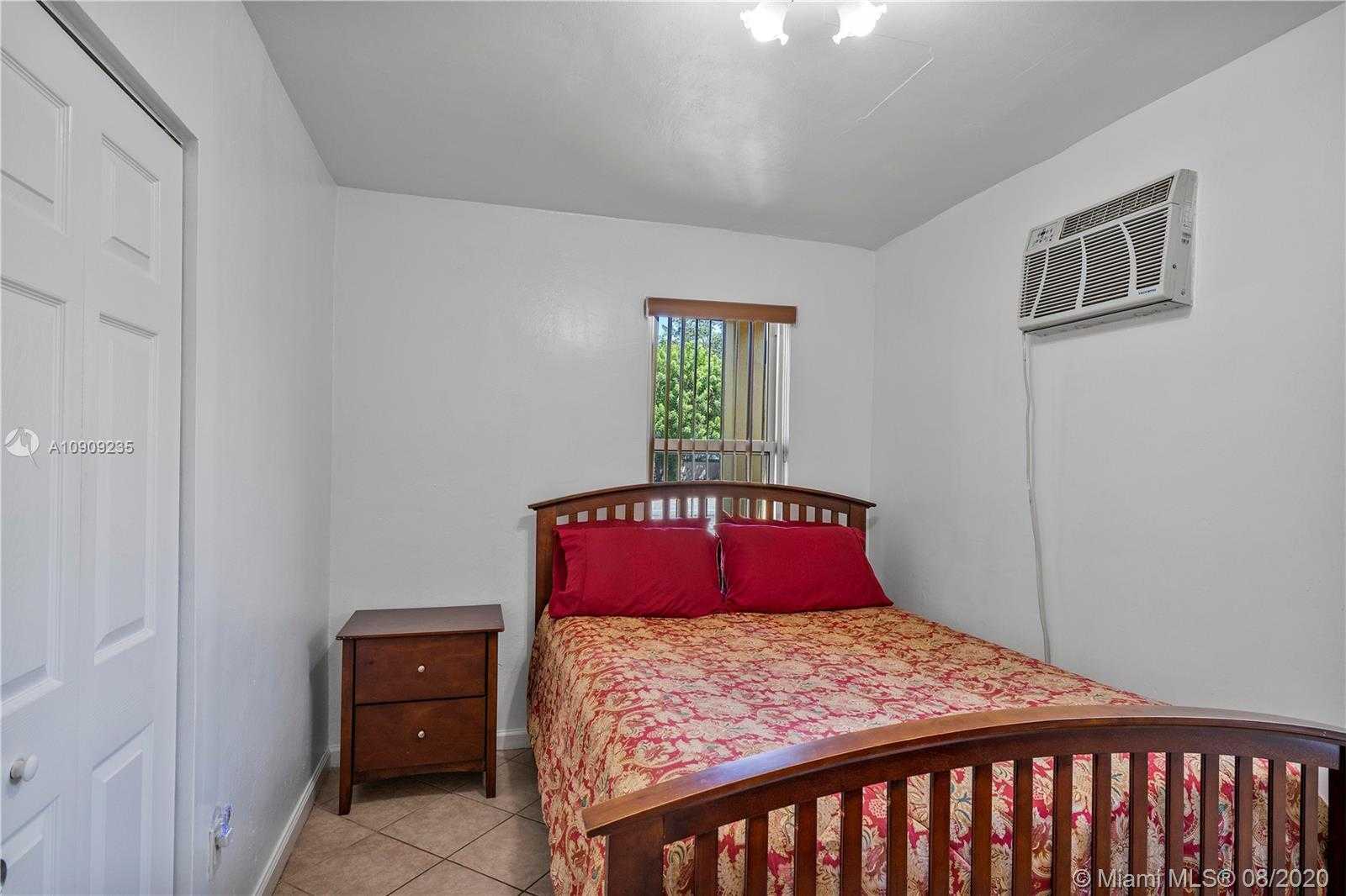 Small Image of 114 NORTH 56TH AVE, Hollywood Number 19