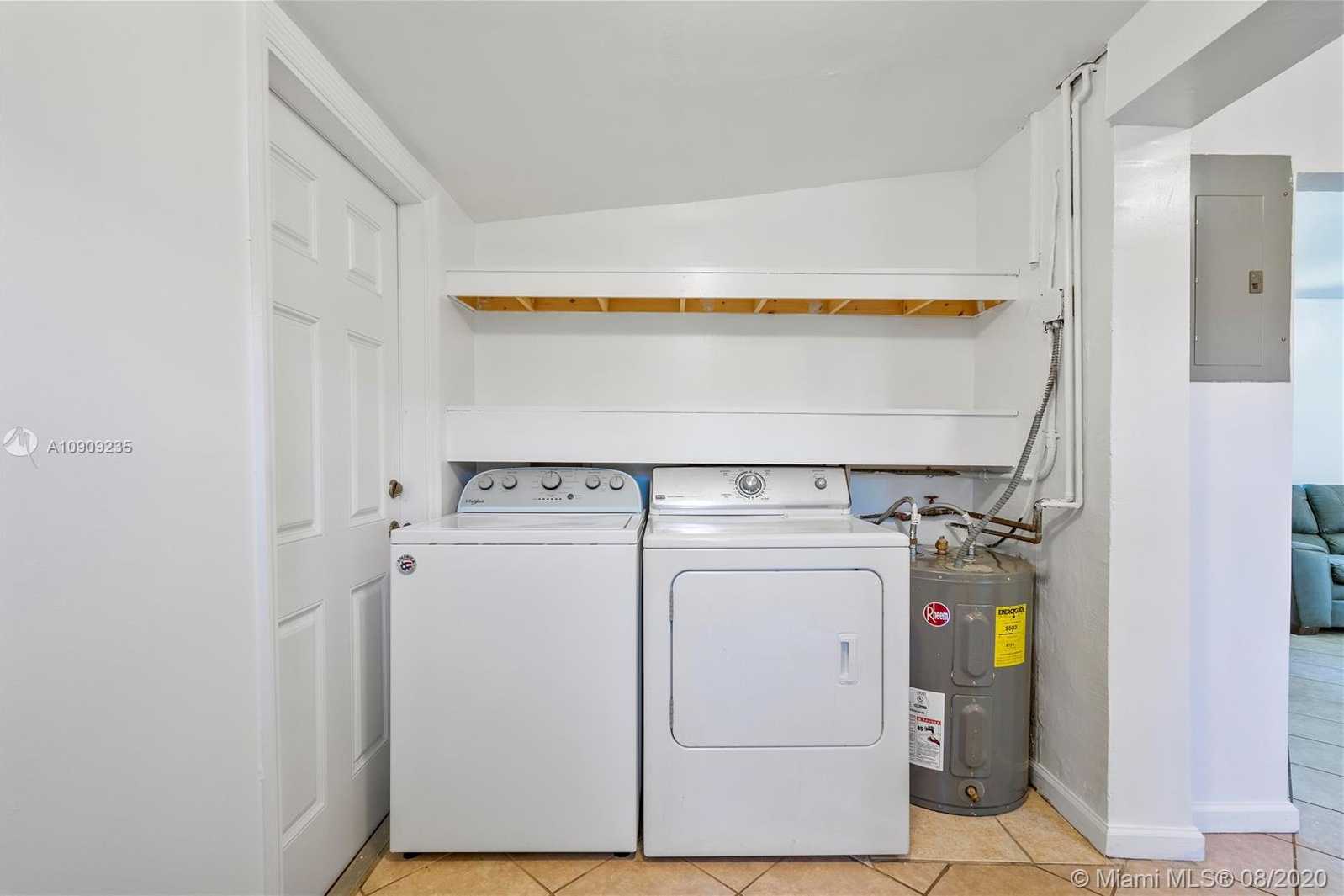 Small Image of 114 NORTH 56TH AVE, Hollywood Number 24
