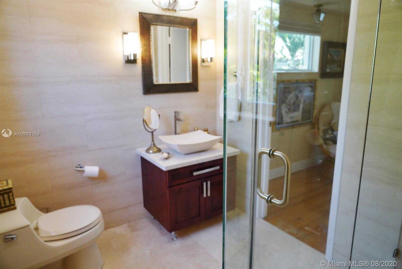 Small Image of 1775 WEST 24TH ST, Miami Beach Number 17