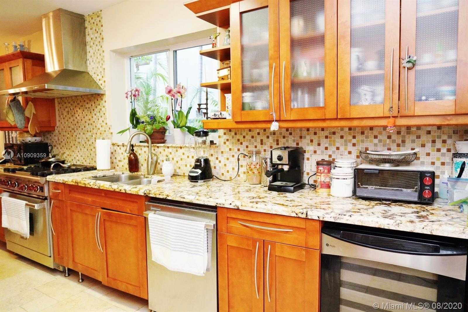 Small Image of 1775 WEST 24TH ST, Miami Beach Number 21