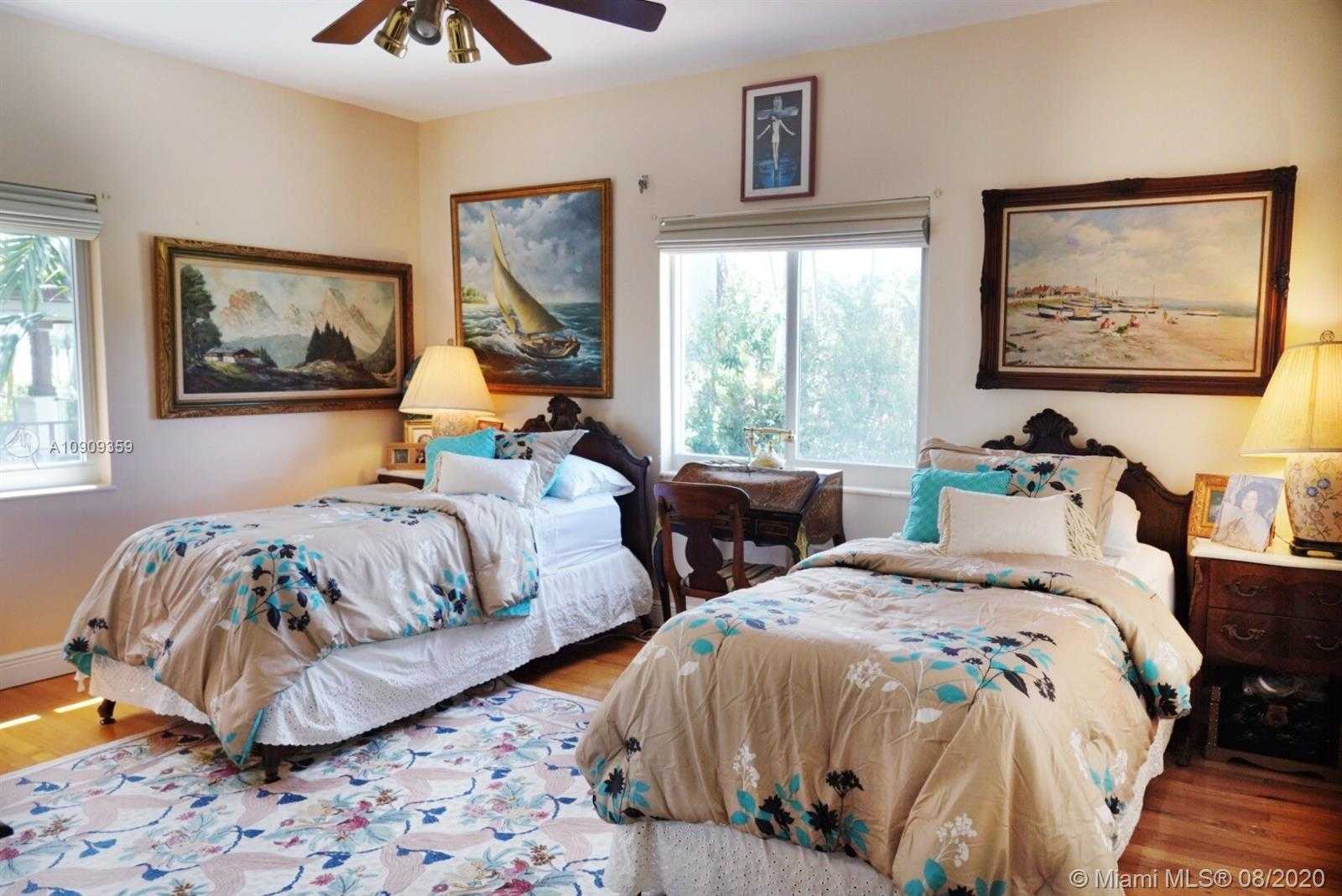 Small Image of 1775 WEST 24TH ST, Miami Beach Number 25