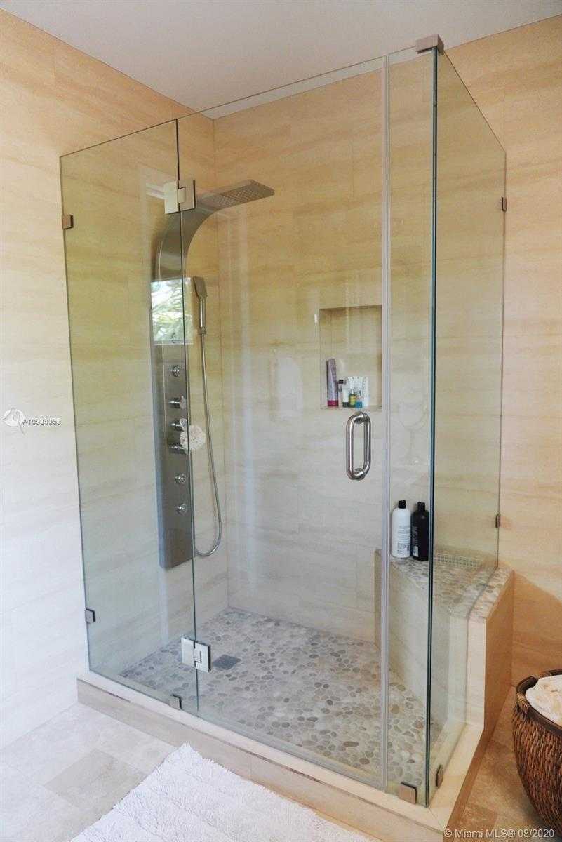 Small Image of 1775 WEST 24TH ST, Miami Beach Number 27