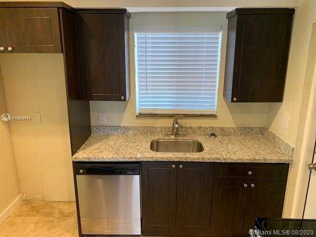Small Image of 142 NORTH WEST 103RD ST, Miami Shores Number 13