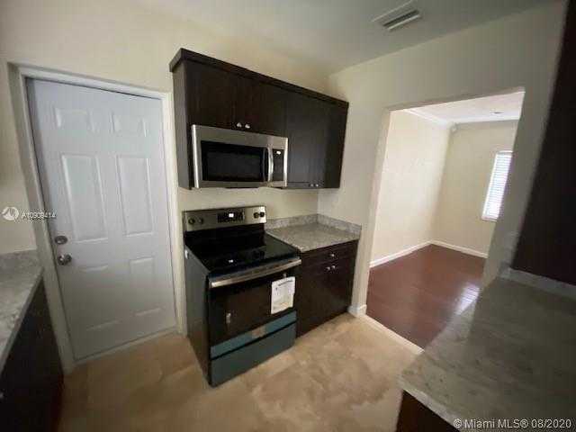 Small Image of 142 NORTH WEST 103RD ST, Miami Shores Number 15