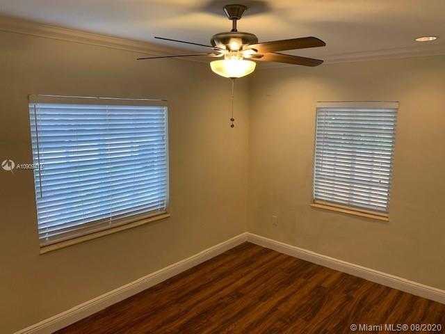 Small Image of 142 NORTH WEST 103RD ST, Miami Shores Number 22