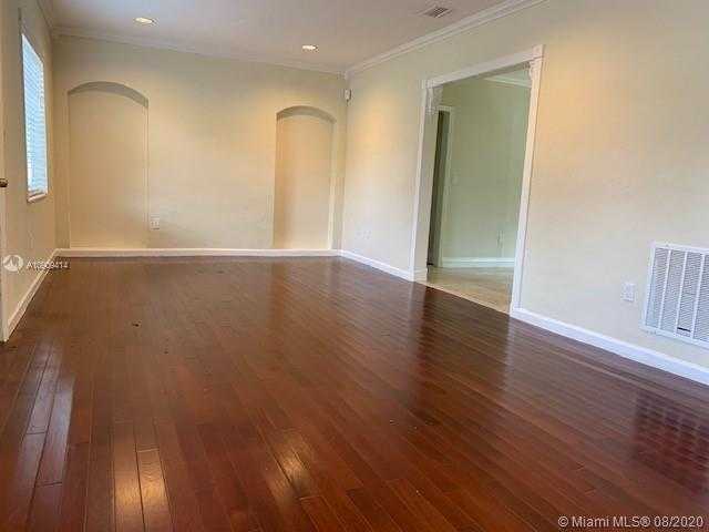 Small Image of 142 NORTH WEST 103RD ST, Miami Shores Number 7