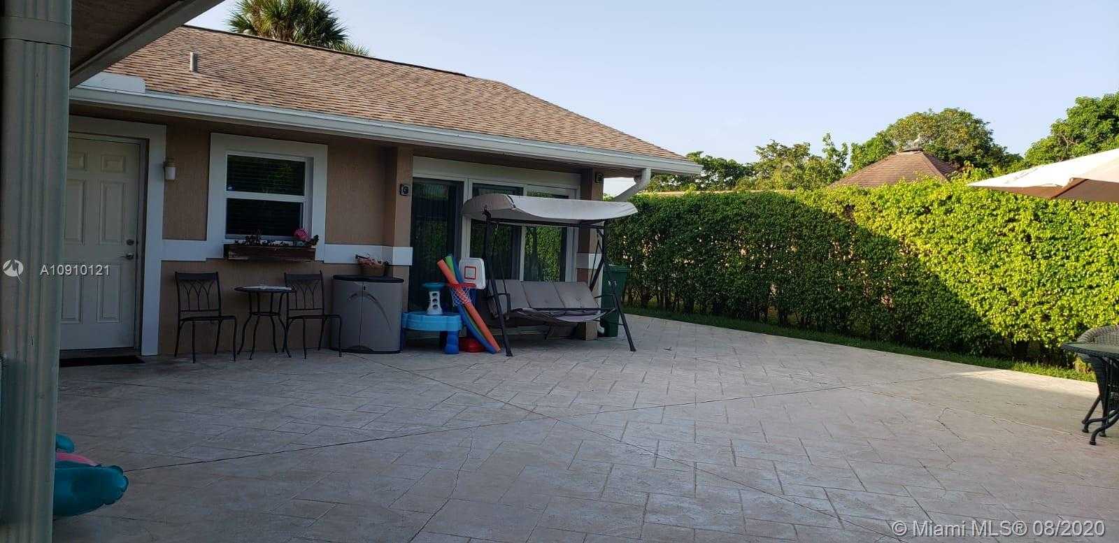 Small Image of 6205 WHITE OAK LN, Tamarac Number 16