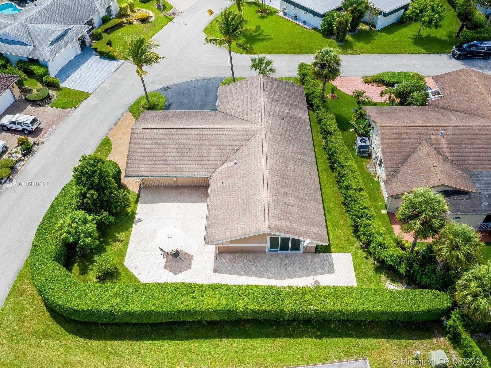 Small Image of 6205 WHITE OAK LN, Tamarac Number 55
