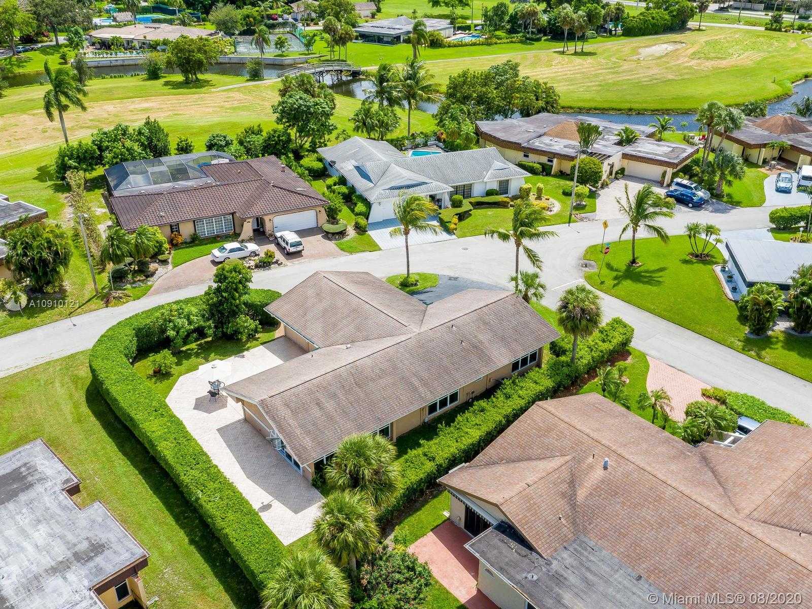 Small Image of 6205 WHITE OAK LN, Tamarac Number 73