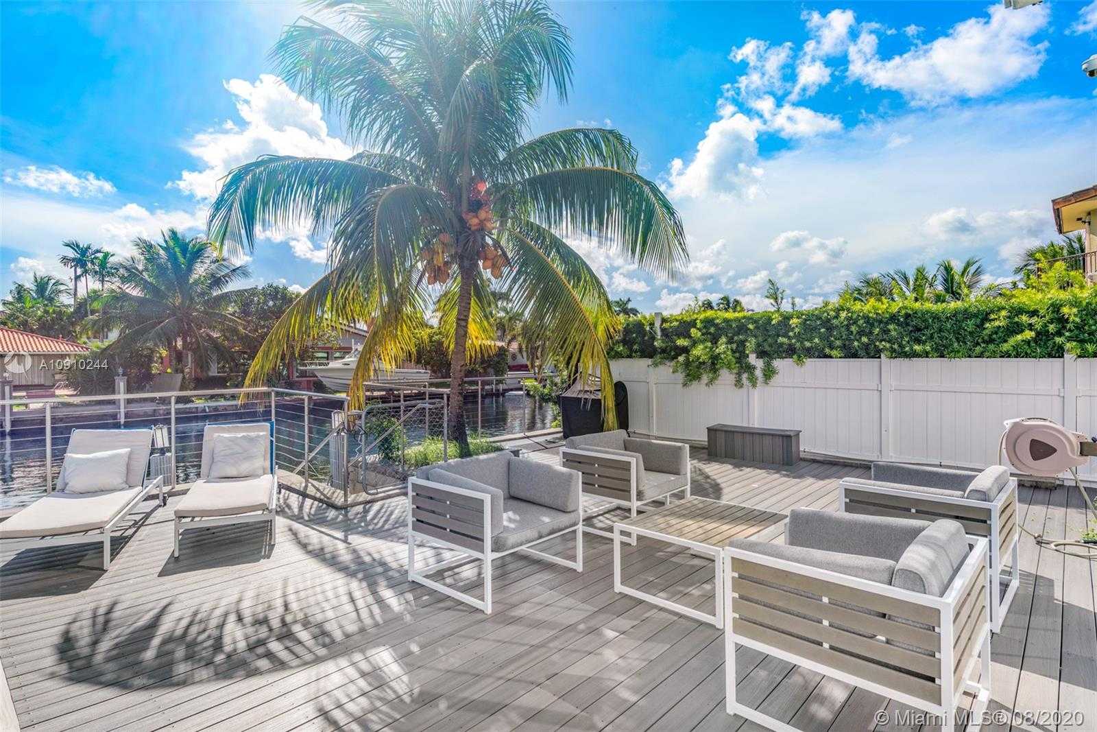 Small Image of 16444 NE 33rd Ave, North Miami Beach, FL 33160, USA Number 21