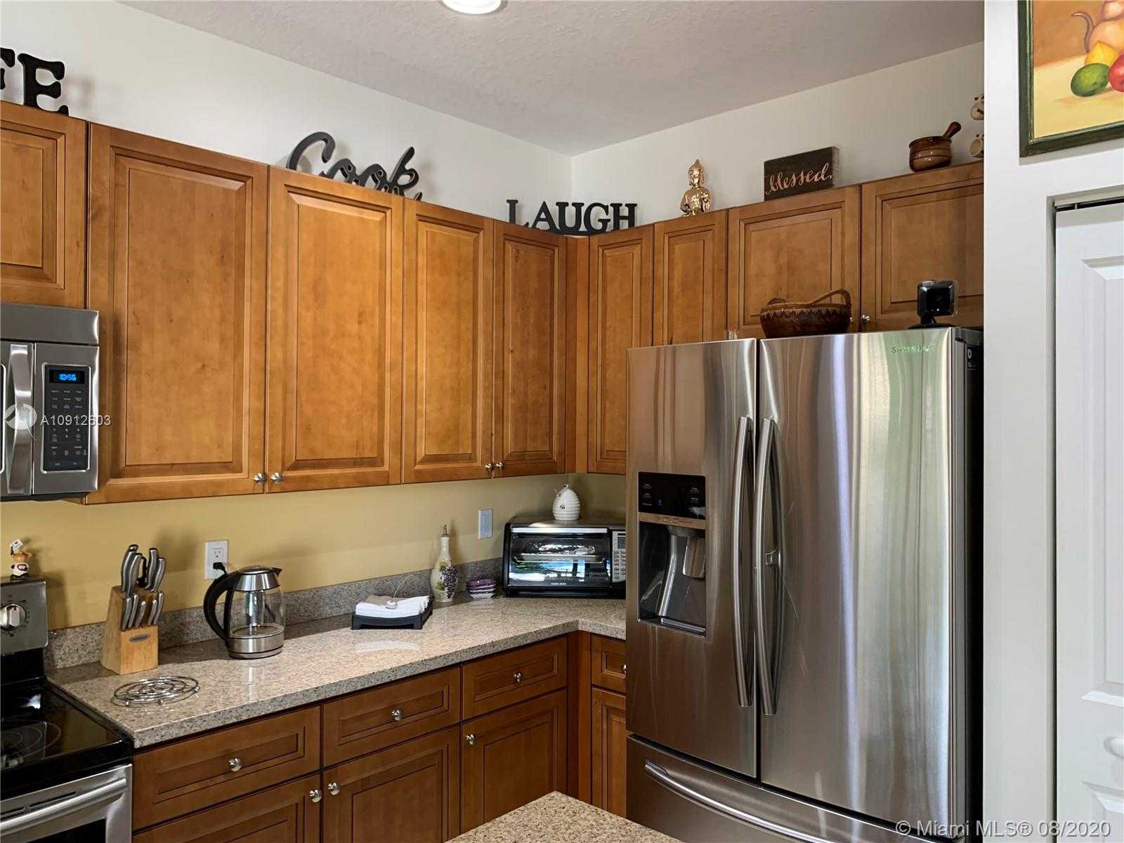Small Image of 4907 NORTH WEST 59TH ST, Tamarac Number 13
