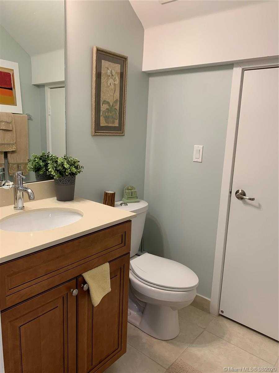 Small Image of 4907 NORTH WEST 59TH ST, Tamarac Number 14