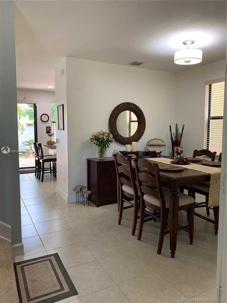Small Image of 4907 NORTH WEST 59TH ST, Tamarac Number 15