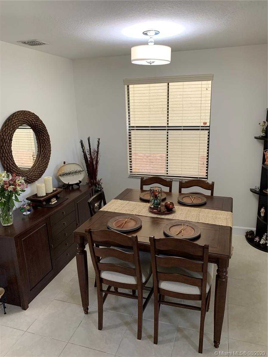 Small Image of 4907 NORTH WEST 59TH ST, Tamarac Number 17