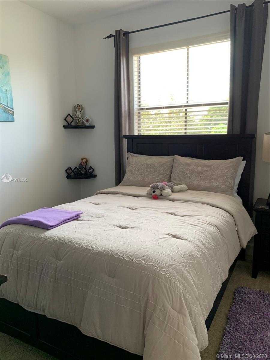 Small Image of 4907 NORTH WEST 59TH ST, Tamarac Number 23