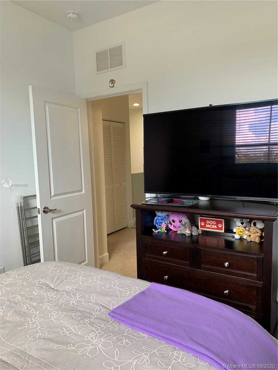 Small Image of 4907 NORTH WEST 59TH ST, Tamarac Number 24