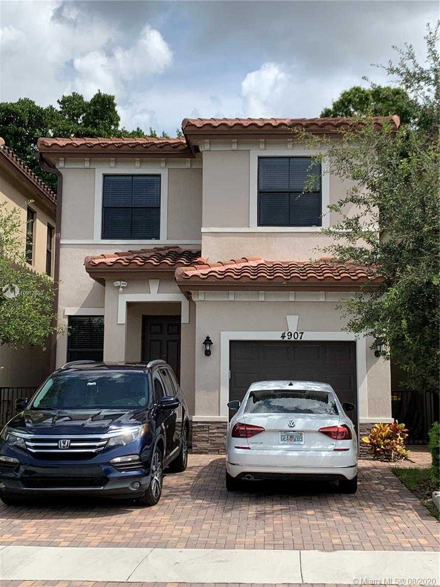 Small Image of 4907 NORTH WEST 59TH ST, Tamarac Number 8