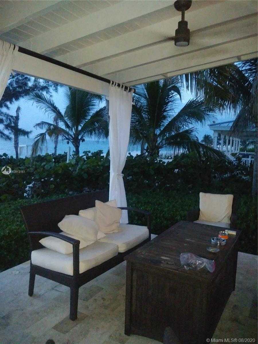 Small Image of 200 Ocean Ln Dr, Key Biscayne, FL 33149, USA Number 11
