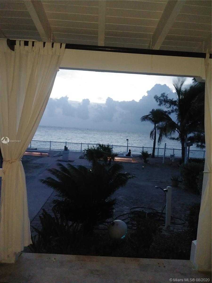 Small Image of 200 Ocean Ln Dr, Key Biscayne, FL 33149, USA Number 12