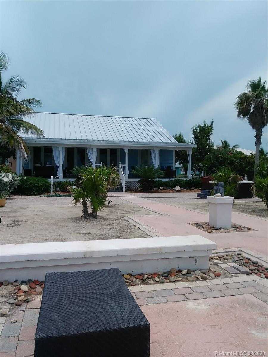 Small Image of 200 Ocean Ln Dr, Key Biscayne, FL 33149, USA Number 22