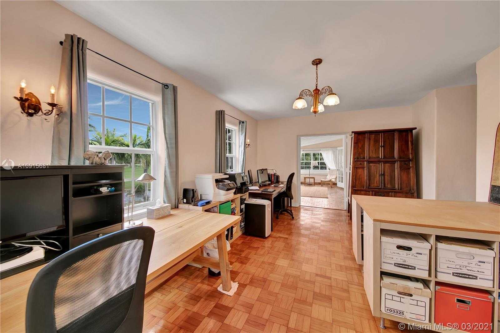 Small Image of 5455 ALTON RD, Miami Beach Number 25