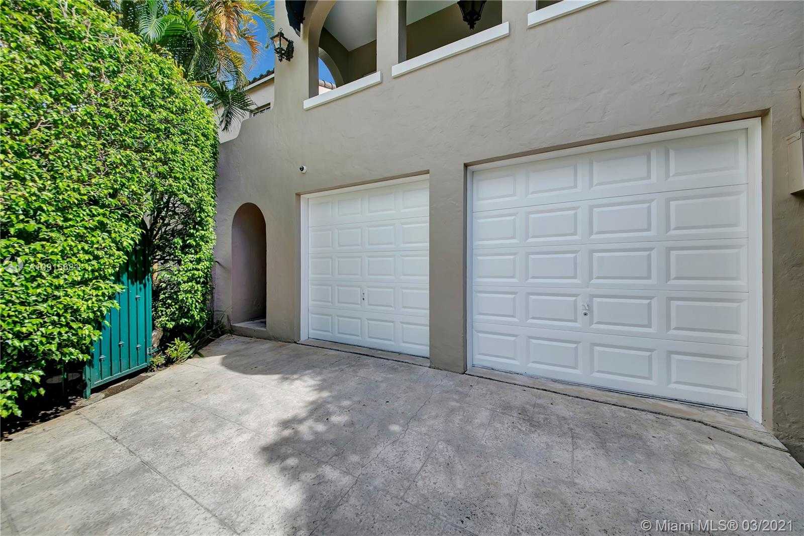Small Image of 5455 ALTON RD, Miami Beach Number 29