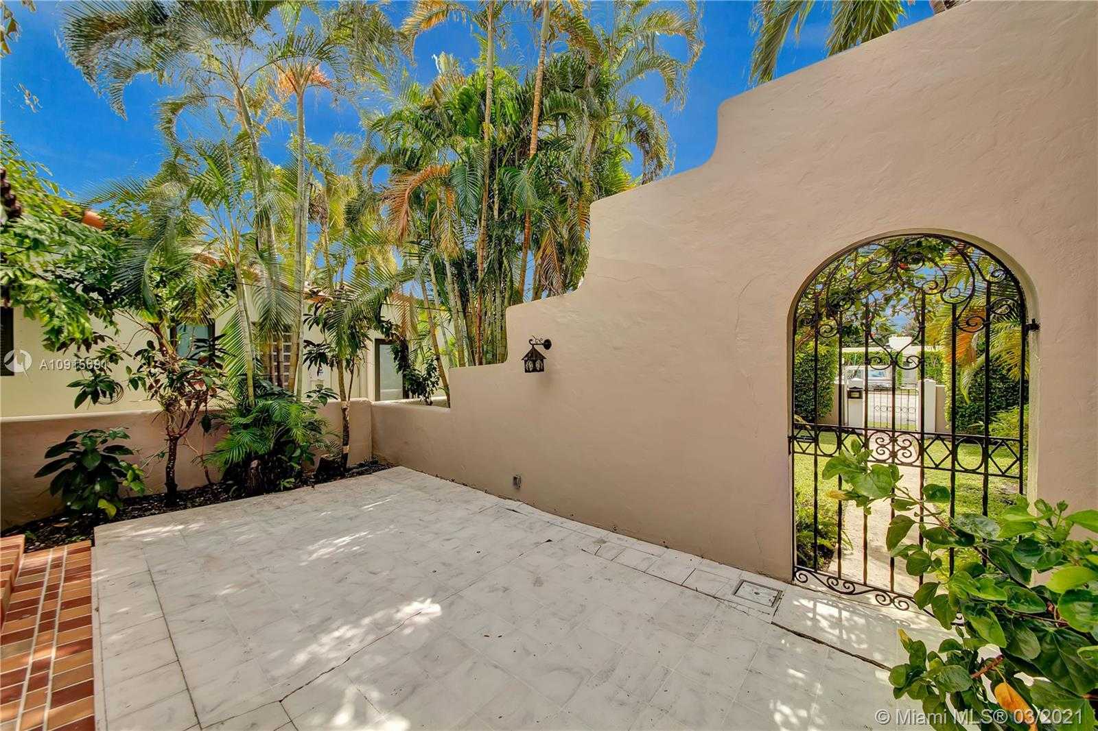 Small Image of 5455 ALTON RD, Miami Beach Number 7