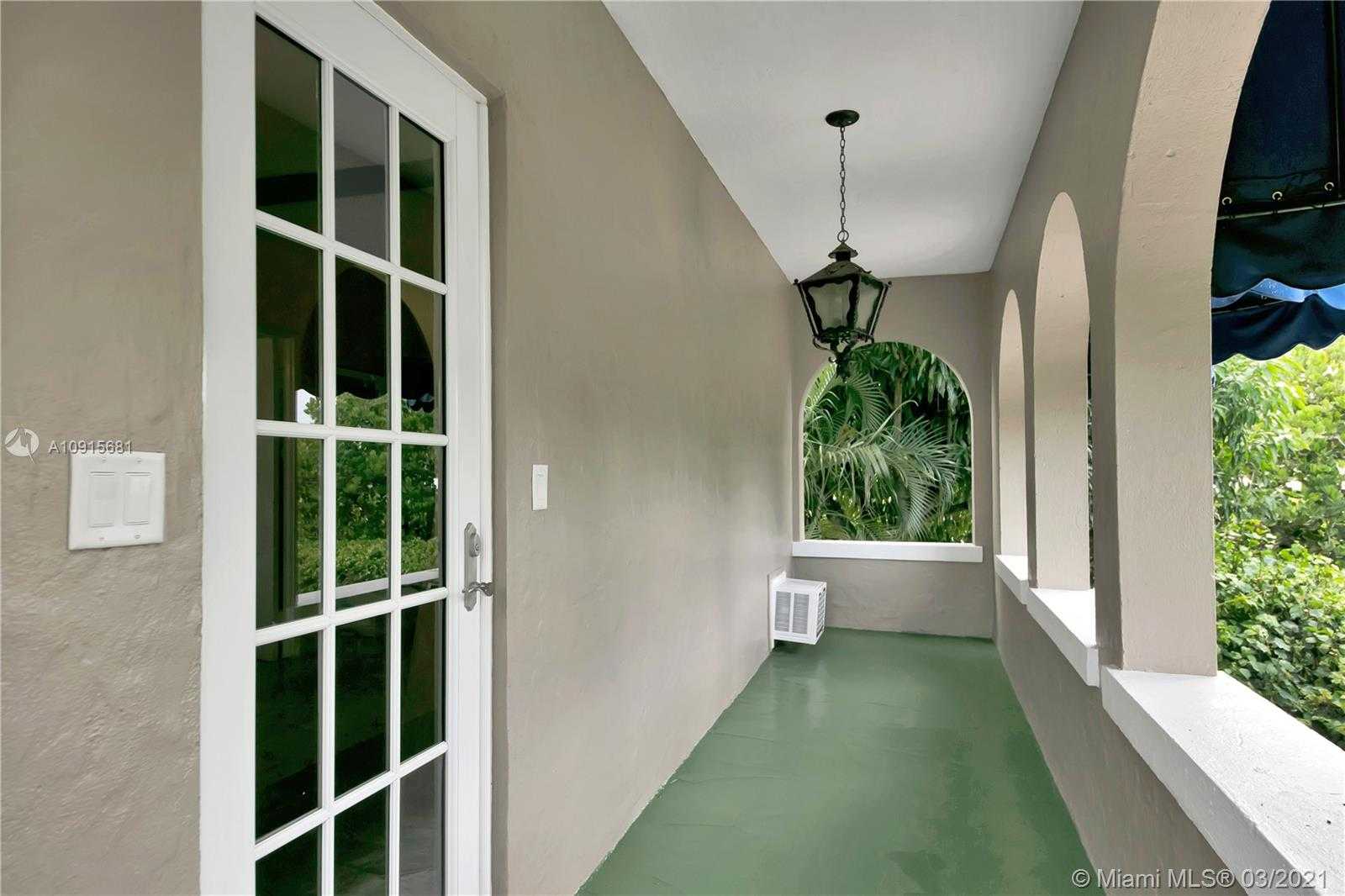 Small Image of 5455 ALTON RD, Miami Beach Number 8