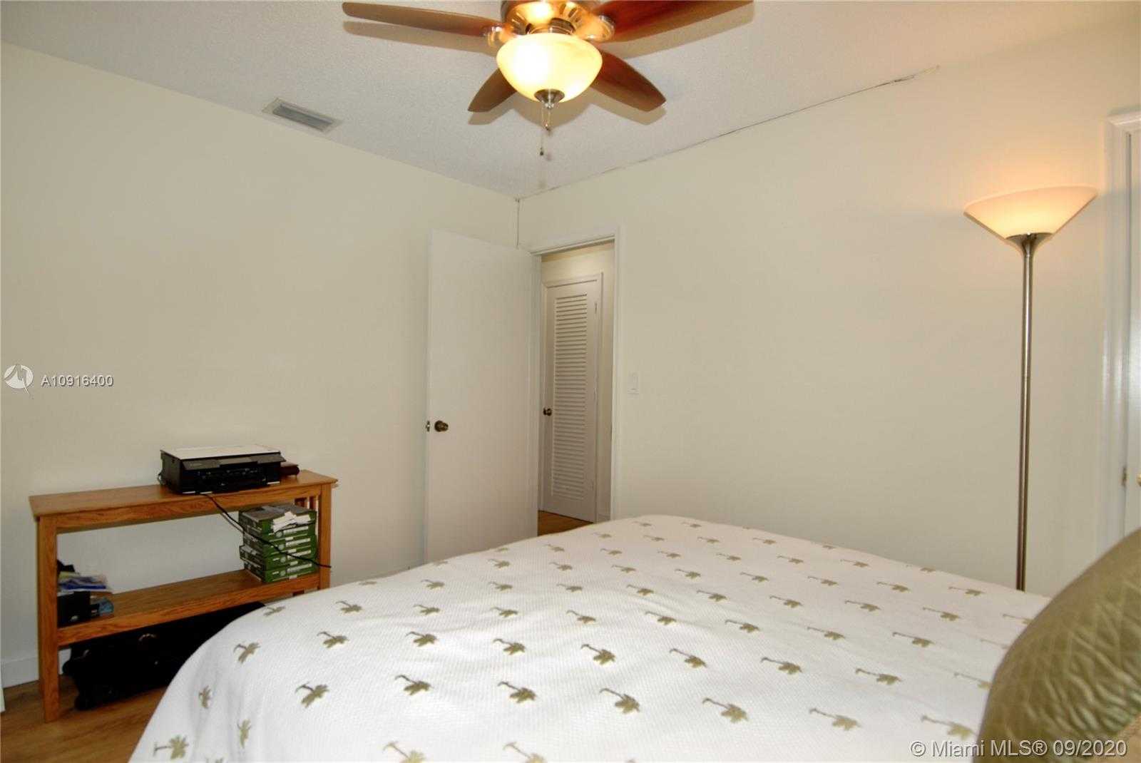 Small Image of 4606 NORTH WEST 29TH TER, Tamarac Number 23