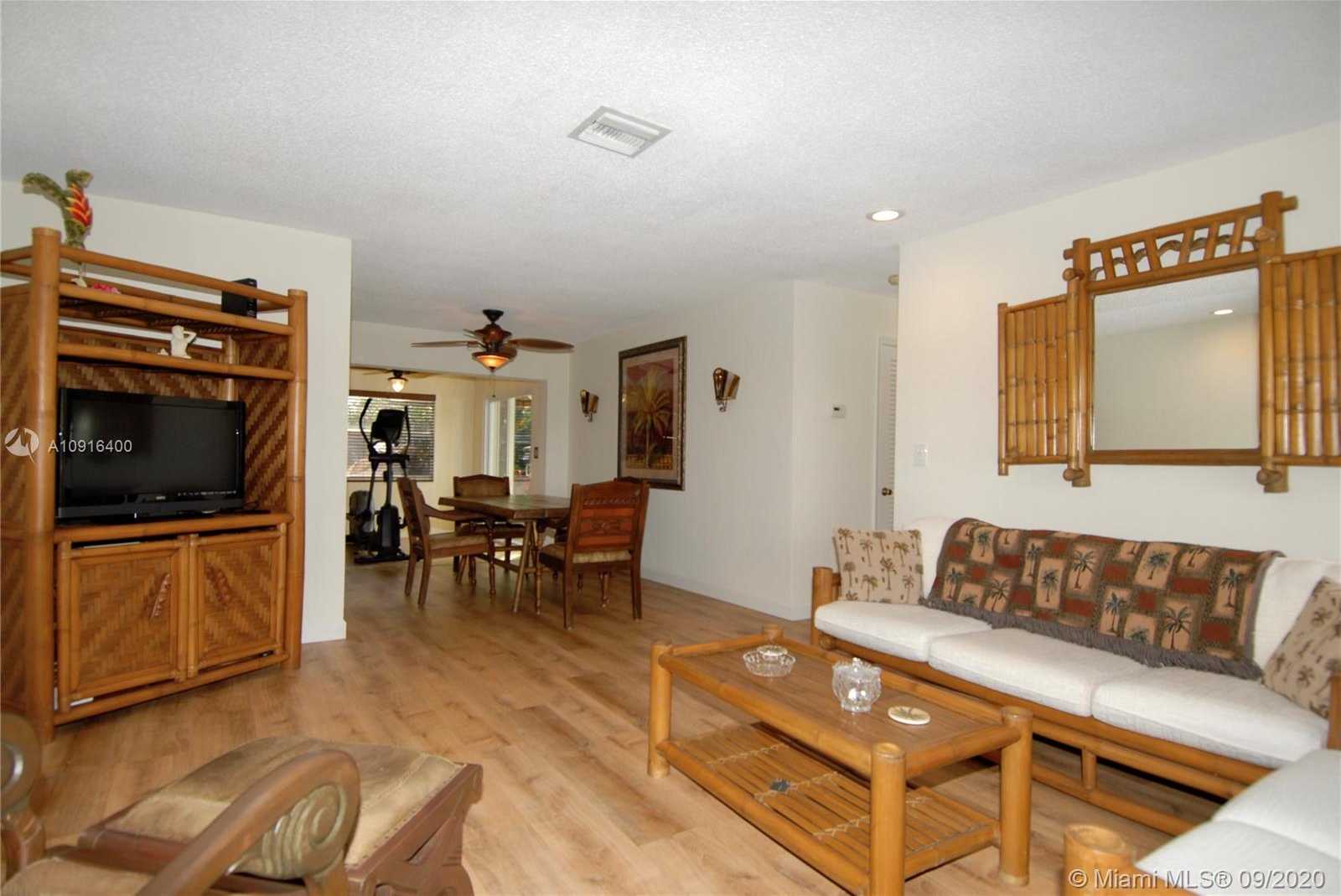 Small Image of 4606 NORTH WEST 29TH TER, Tamarac Number 7