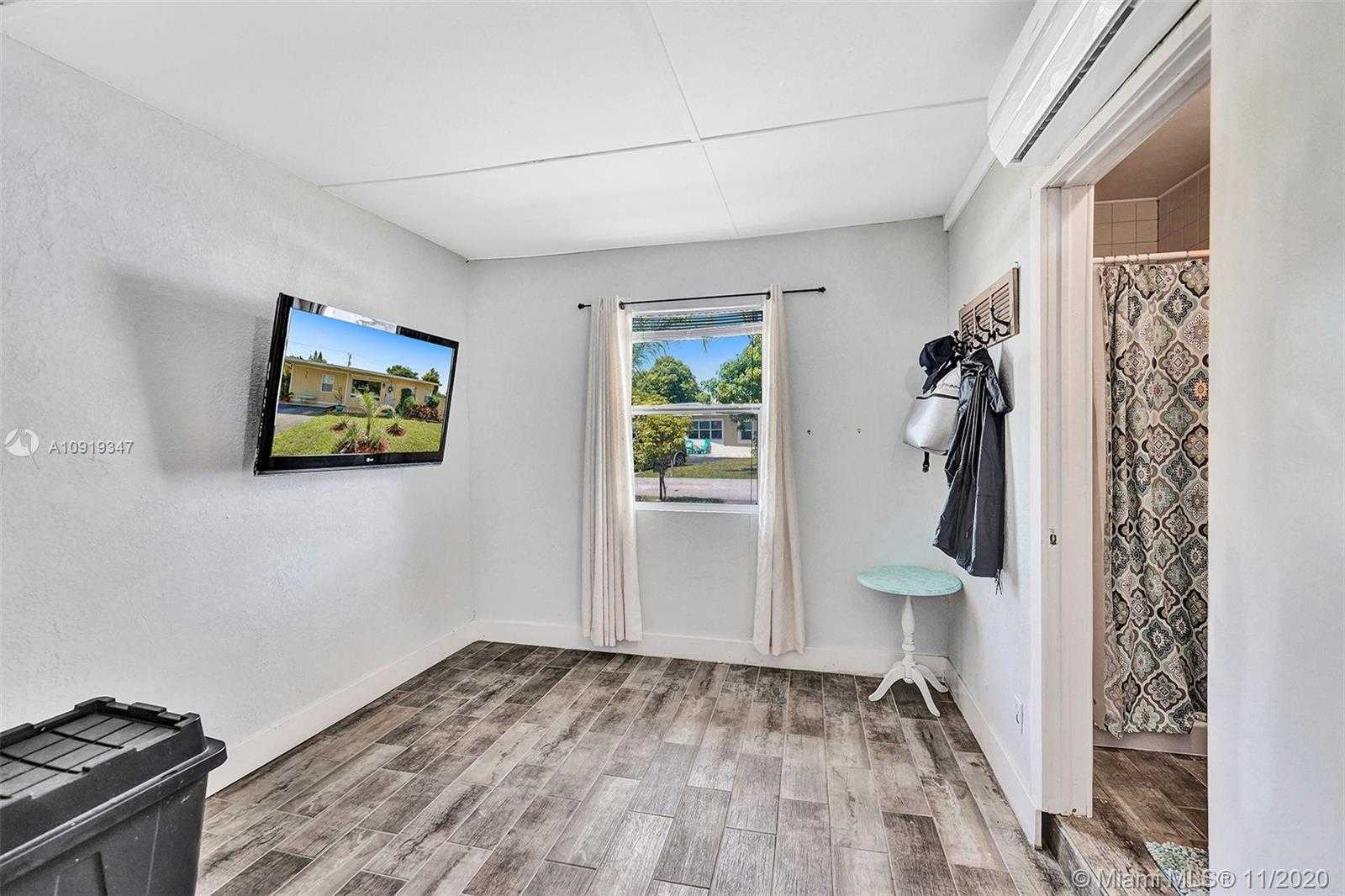 Small Image of 2700 NORTH EAST 8TH TER, Pompano Beach Number 22