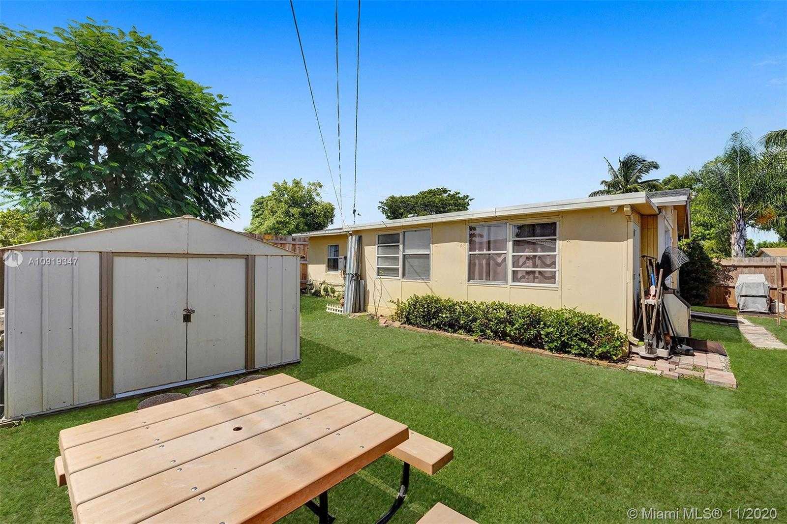 Small Image of 2700 NORTH EAST 8TH TER, Pompano Beach Number 24