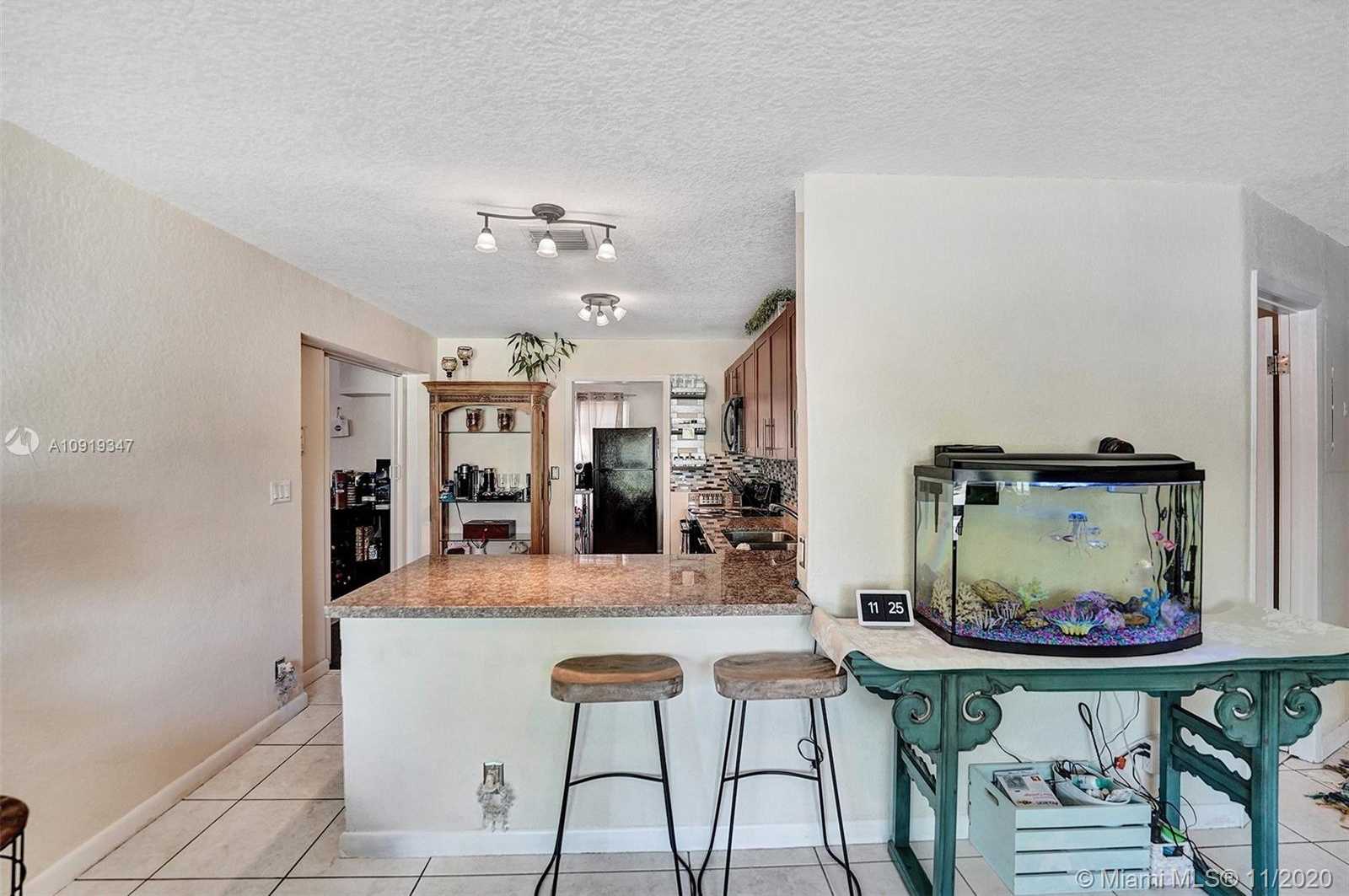 Small Image of 2700 NORTH EAST 8TH TER, Pompano Beach Number 9