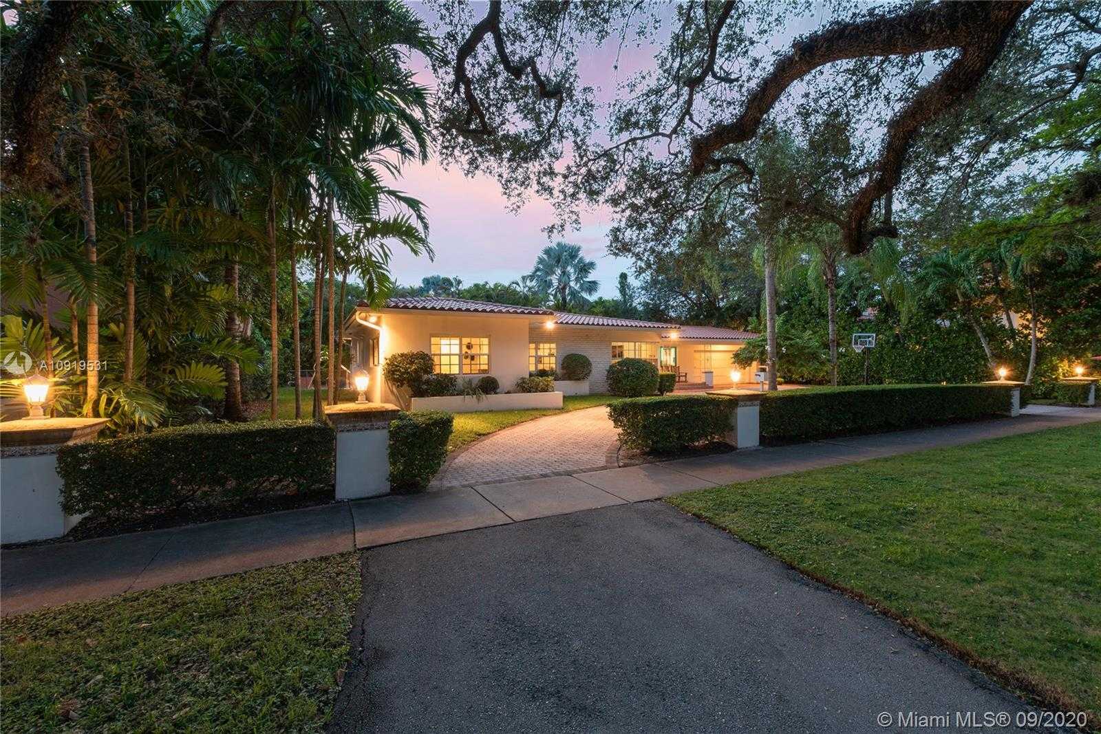 Small Image of 1502 GRANADA BLVD, Coral Gables Number 28