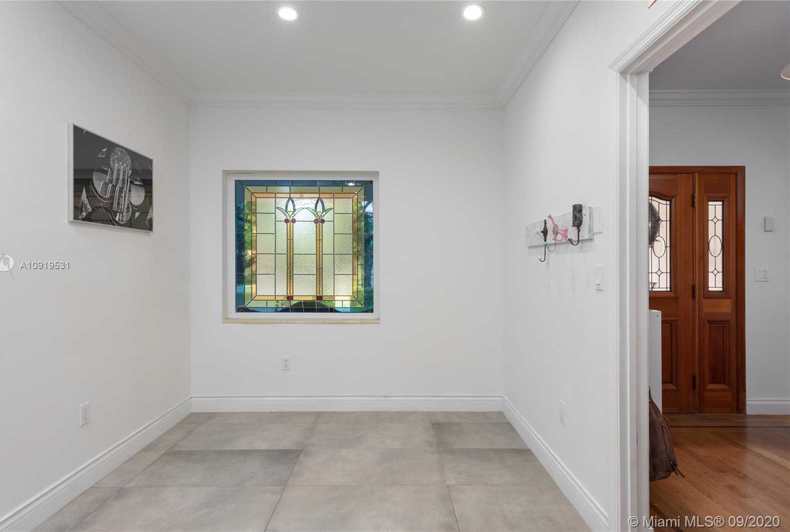 Small Image of 1502 GRANADA BLVD, Coral Gables Number 6