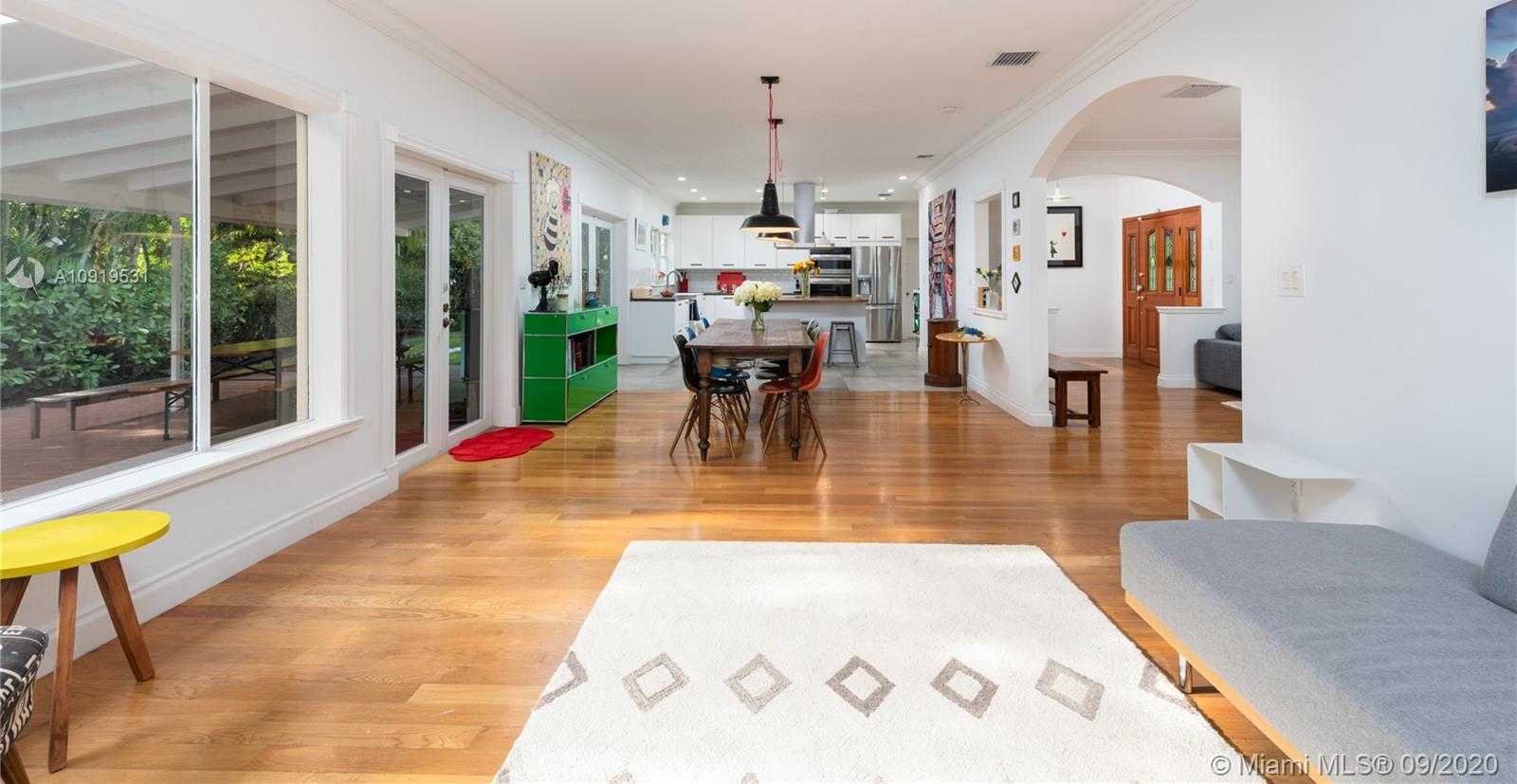 Small Image of 1502 GRANADA BLVD, Coral Gables Number 8