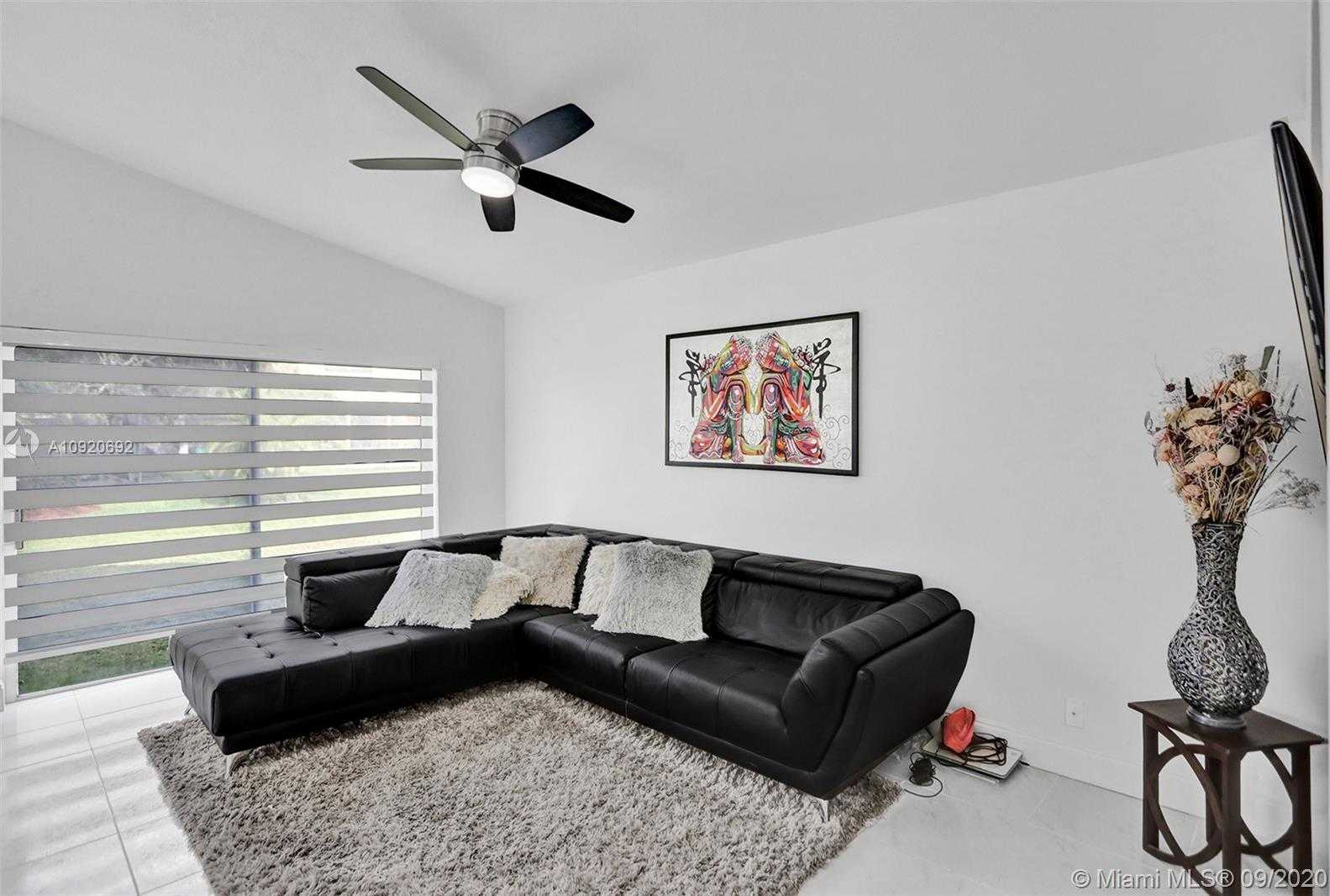 Small Image of 2810 BOGOTA AVE, Cooper City Number 13