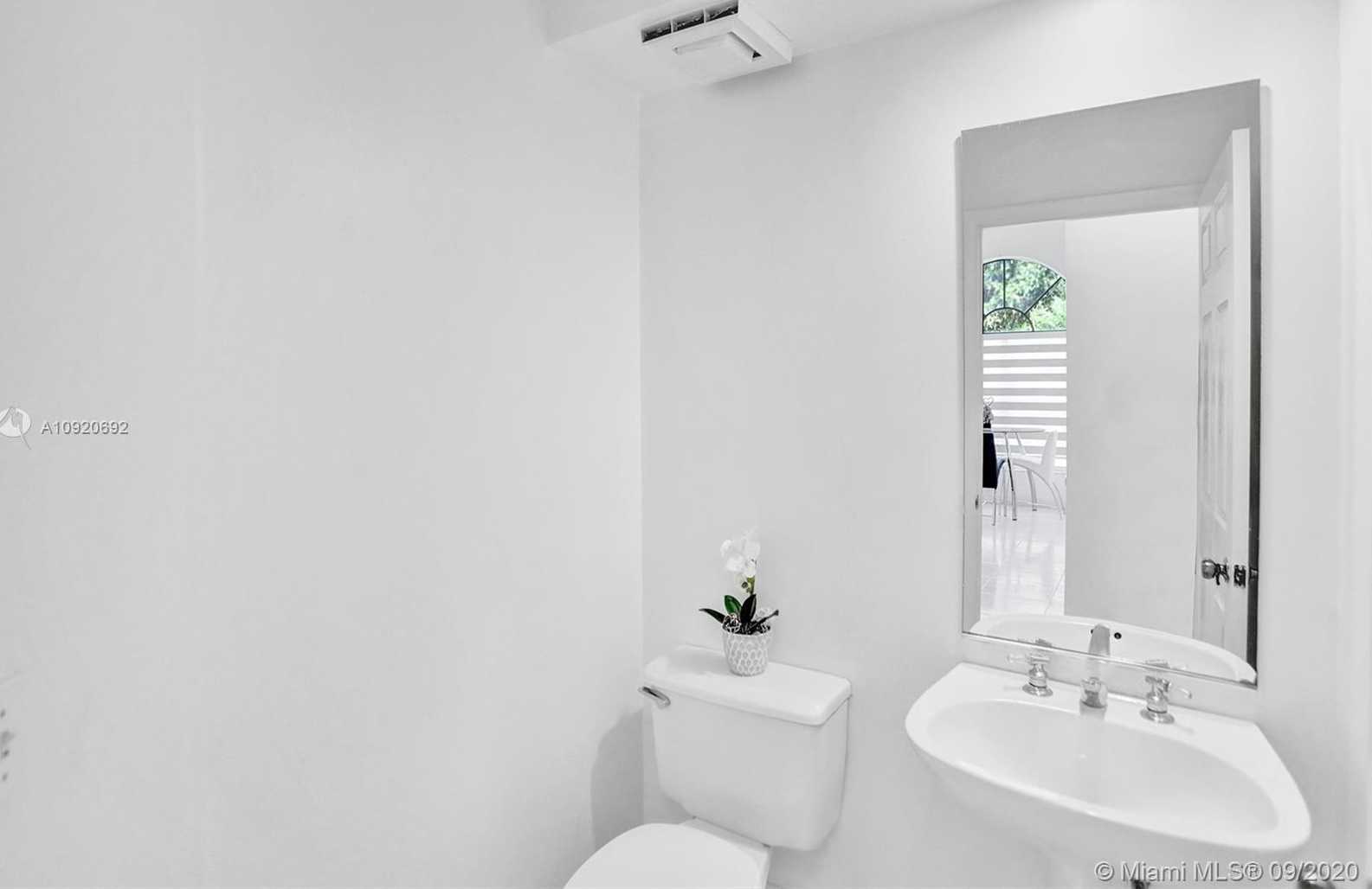 Small Image of 2810 BOGOTA AVE, Cooper City Number 14