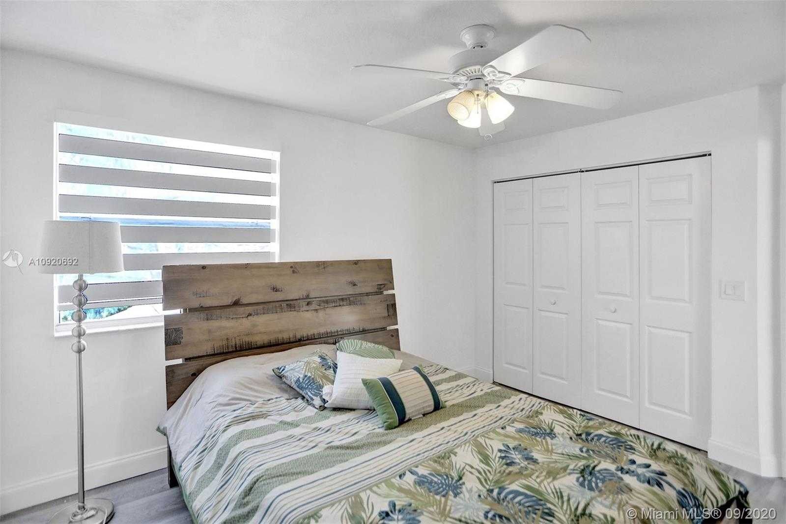 Small Image of 2810 BOGOTA AVE, Cooper City Number 31
